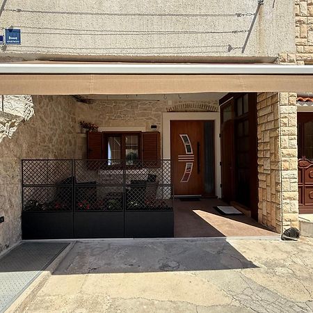 שיבניק Apartment Batinica מראה חיצוני תמונה